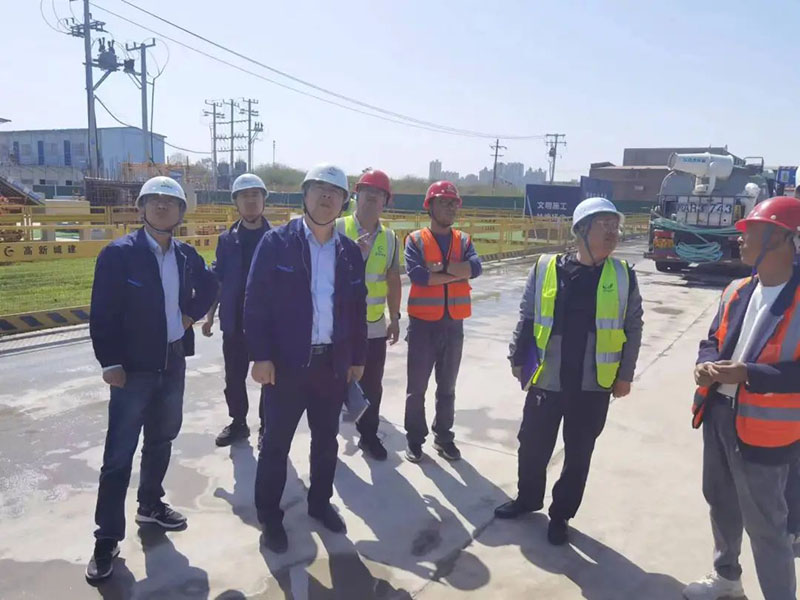 1736926546709878.jpg 640.jpg