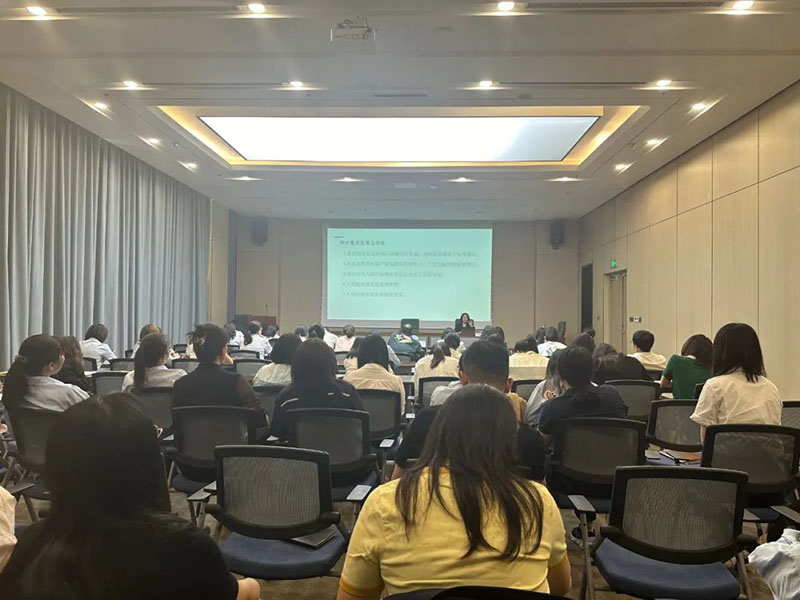 1736989595779543.jpg 640.jpg