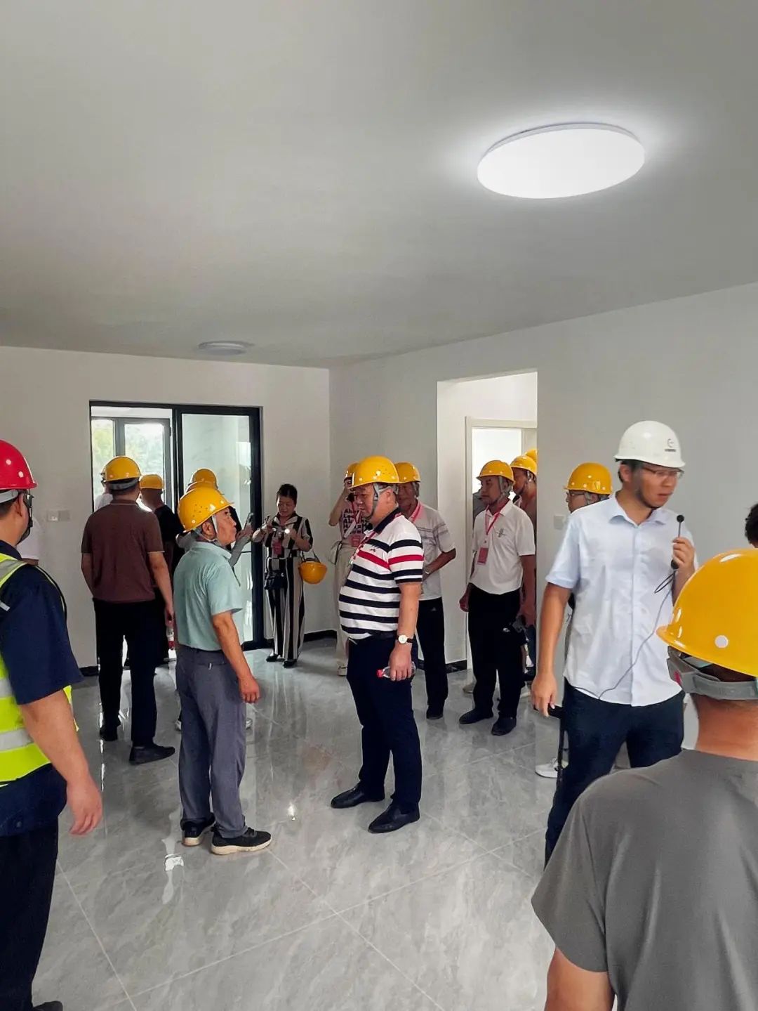 1737012479157484.jpg 640 (1).jpg